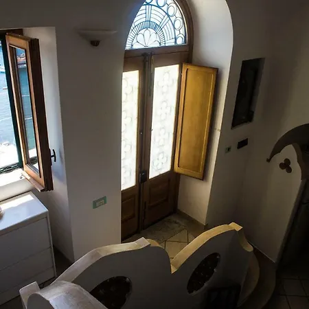 La Finestra Sul Mare