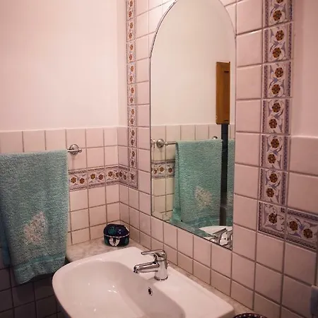 La Finestra Sul Mare Apartment